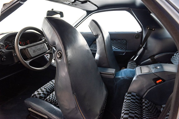 Porsche 928 19 of 24