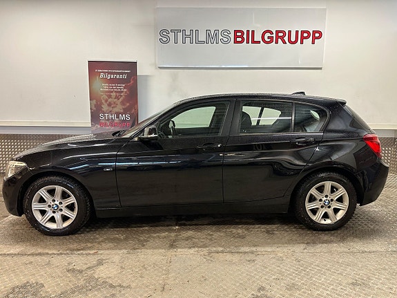 BMW 118d 2 of 5