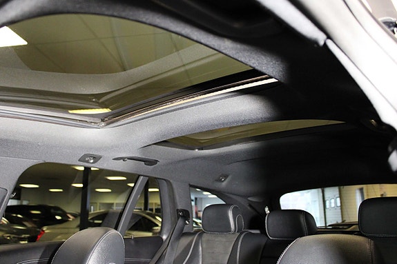 Mercedes-Benz E400 16 of 27