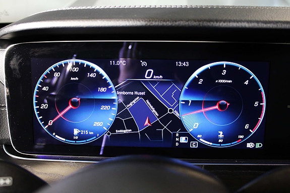 Mercedes-Benz E400 25 of 27