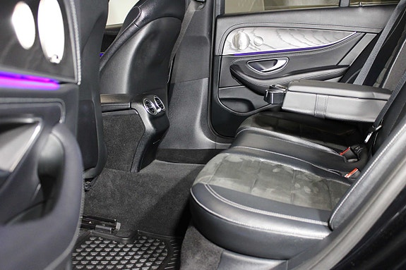 Mercedes-Benz E400 14 of 27