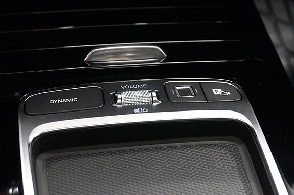 Mercedes-Benz GLA200 6 of 12