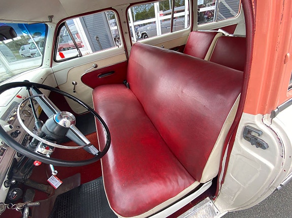 Ford Custom 10 of 14