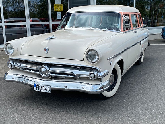 Ford Custom 2 of 14