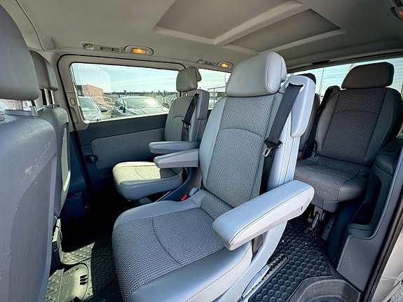 Mercedes-Benz Viano 7 of 10