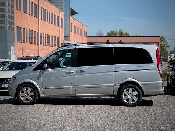 Mercedes-Benz Viano 4 of 5