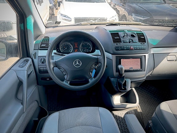 Mercedes-Benz Viano 6 of 10
