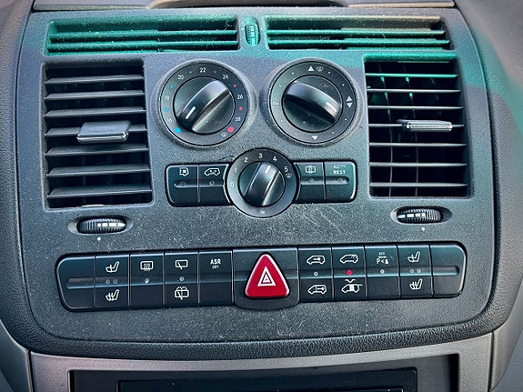 Mercedes-Benz Viano 9 of 10