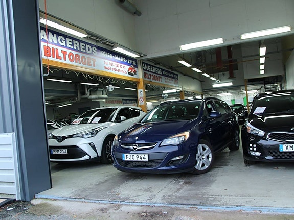 Opel Astra 4 of 5