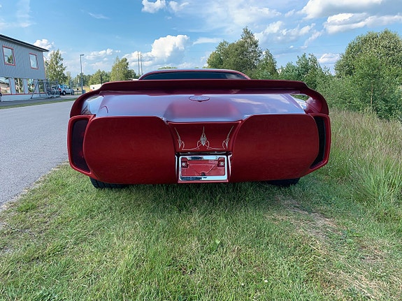 Chevrolet Corvette 12 of 18