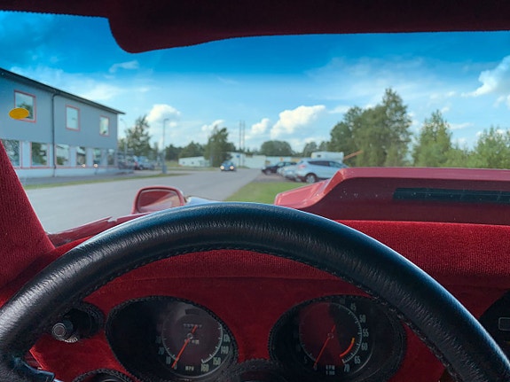 Chevrolet Corvette 16 of 18