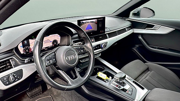 Audi A4 9 of 27