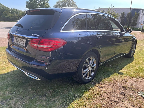 Mercedes-Benz C250 d 4 of 5