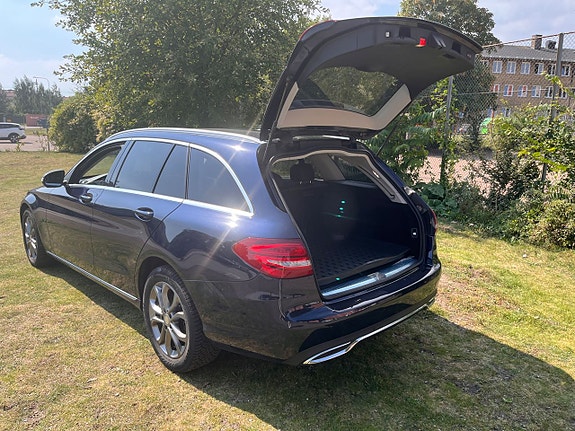 Mercedes-Benz C250 d 5 of 5