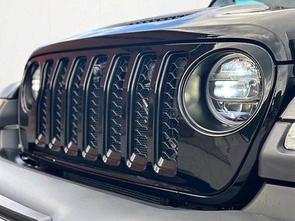 Jeep Gladiator 9 of 27