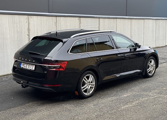 Skoda Superb 3 of 5