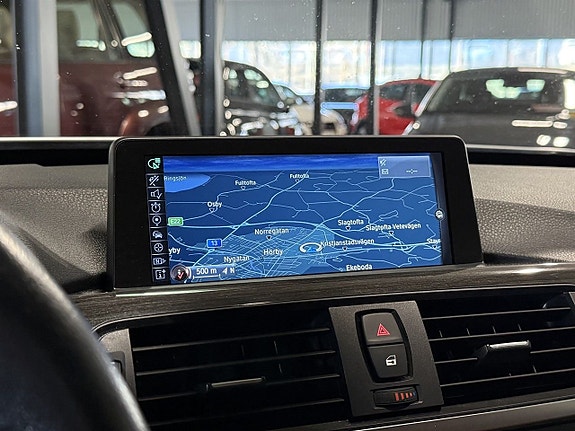 BMW 335i 10 of 13