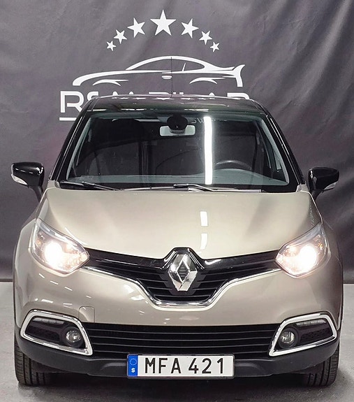 Renault Captur 2 of 27