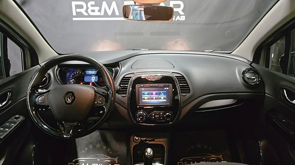 Renault Captur 10 of 27