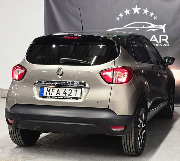 Renault Captur 8 of 27
