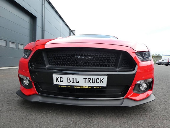 Ford Mustang 15 of 27
