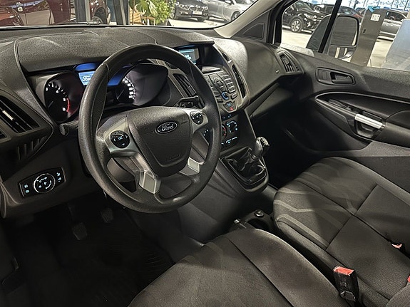 Ford Transit Connect 7 of 10