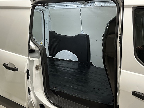 Ford Transit Connect 5 of 5