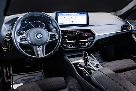 BMW 530e 19 of 27