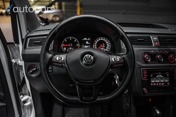Volkswagen Caddy 18 of 25