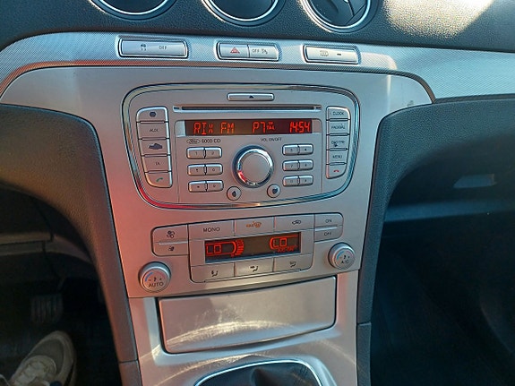 Ford S-MAX 19 of 20