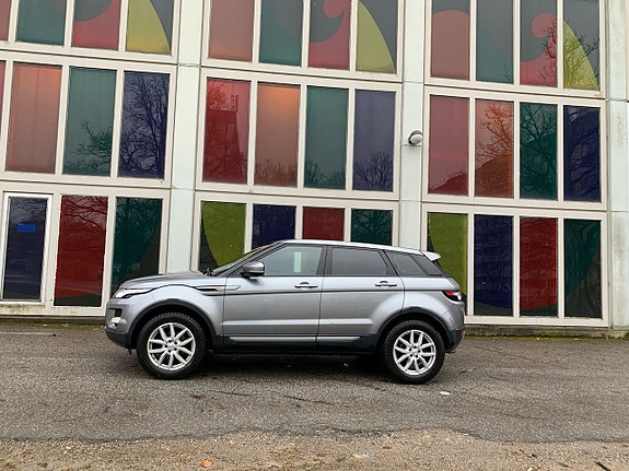 Land Rover Range Rover Evoque 22 of 27