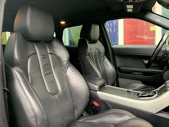 Land Rover Range Rover Evoque 15 of 27
