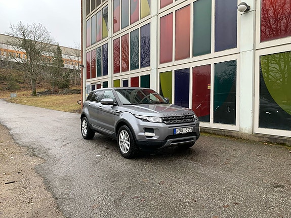 Land Rover Range Rover Evoque 2 of 5