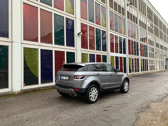 Land Rover Range Rover Evoque 27 of 27