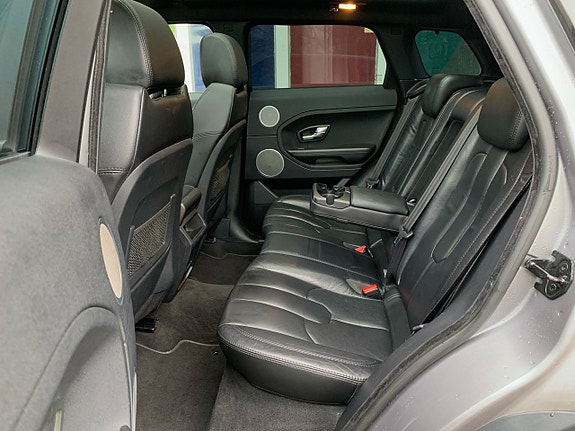 Land Rover Range Rover Evoque 17 of 27