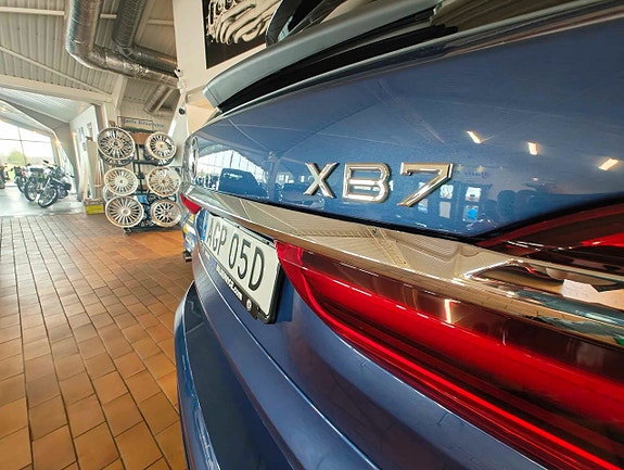 Alpina XB7 7 of 14
