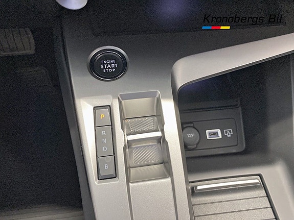 Peugeot 308 12 of 16