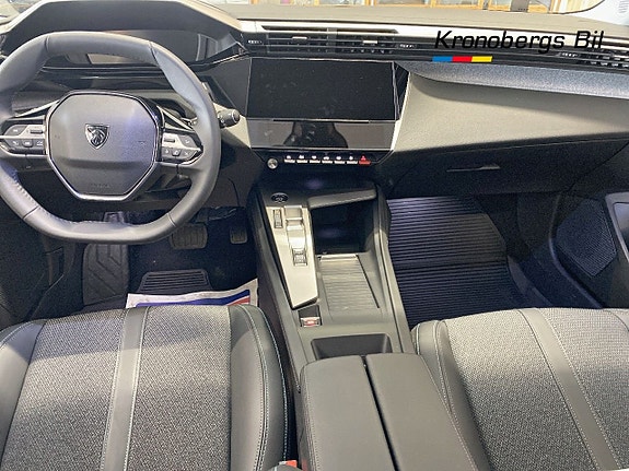 Peugeot 308 7 of 16