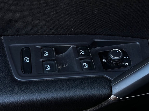 Volkswagen Tiguan 14 of 26