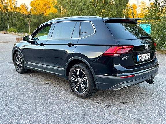 Volkswagen Tiguan 5 of 26