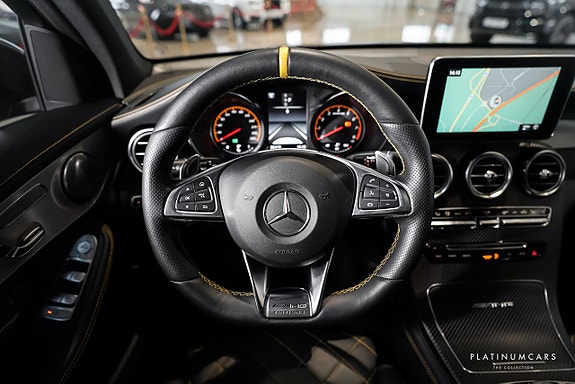 Mercedes-Benz GLC63 9 of 25