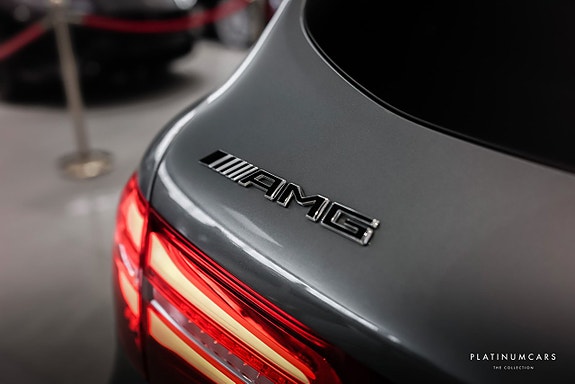 Mercedes-Benz GLC63 22 of 25