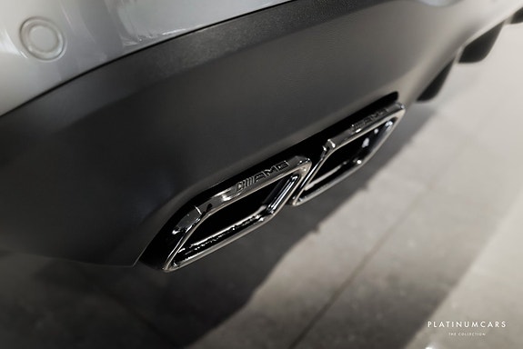 Mercedes-Benz GLC63 23 of 25