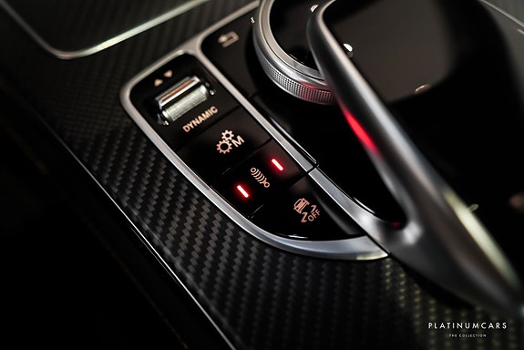 Mercedes-Benz GLC63 13 of 25