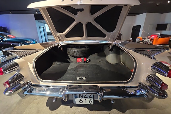 Dodge Custom 22 of 29