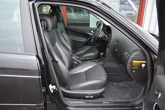 Saab 9-5 8 of 13