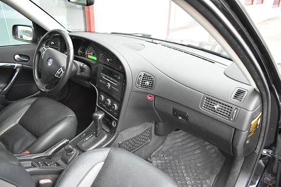 Saab 9-5 11 of 13