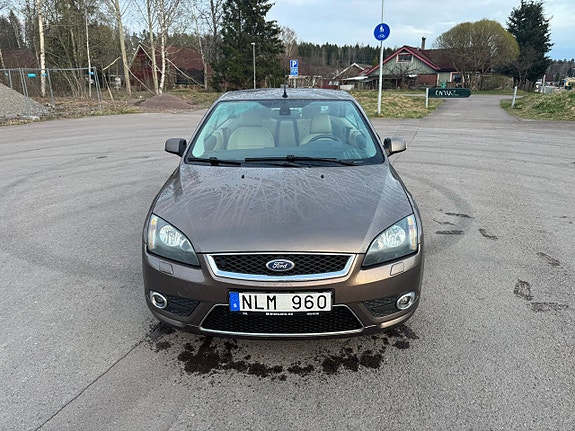 Ford Focus CC 13 of 24
