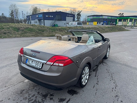 Ford Focus CC 21 of 24
