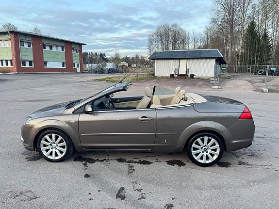 Ford Focus CC 18 of 24